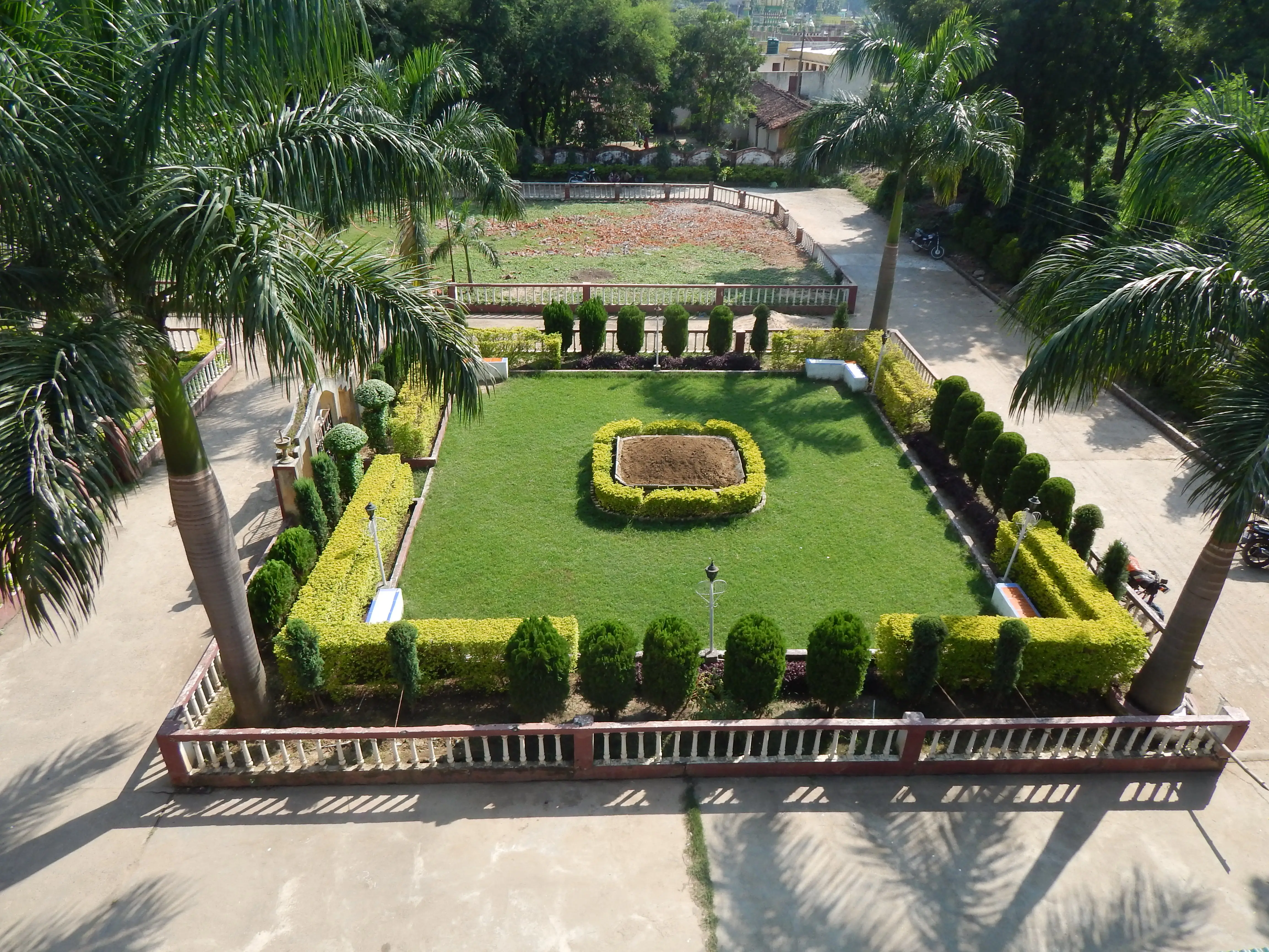 About Us :  L.B.S. arts and commerce College Baloda Jangir champa c.g.